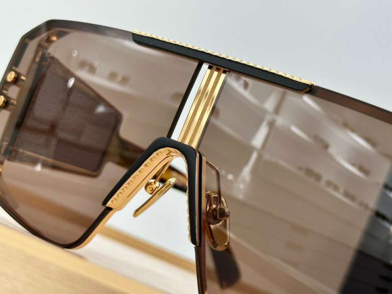Picture of Balmain Sunglasses _SKUfw52450260fw